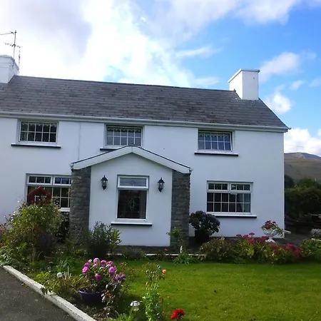 Bleach Farmhouse Bed & Breakfast 3*